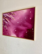 Spirituelle Kunst aus Wiesbaden. Sophie Drummer malt edle abstrakte Werke mit kosmischer Tiefe für Sammler und Interior Liebhaber